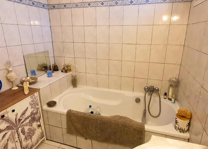 Sdb Privee, Parking, Wifi & Bureau